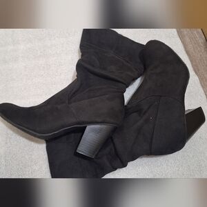 Elegant Black Women's Boots